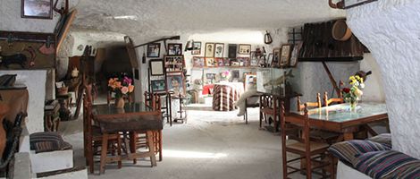 Interior of a traditional cave in Alcalá del Júcar